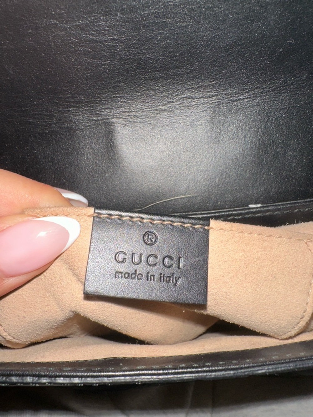 Gucci Black Guccissima Padlock Messenger Bag - Picture 6 of 10
